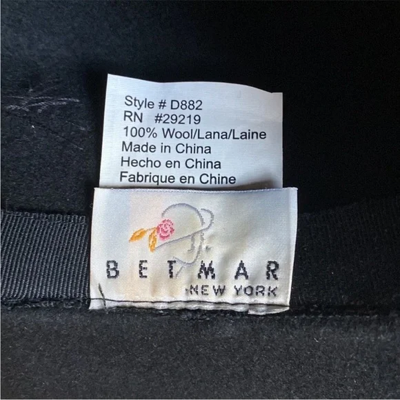 VTG BETMAR New York Black Wool Floral Design Hat - Picture 10 of 13